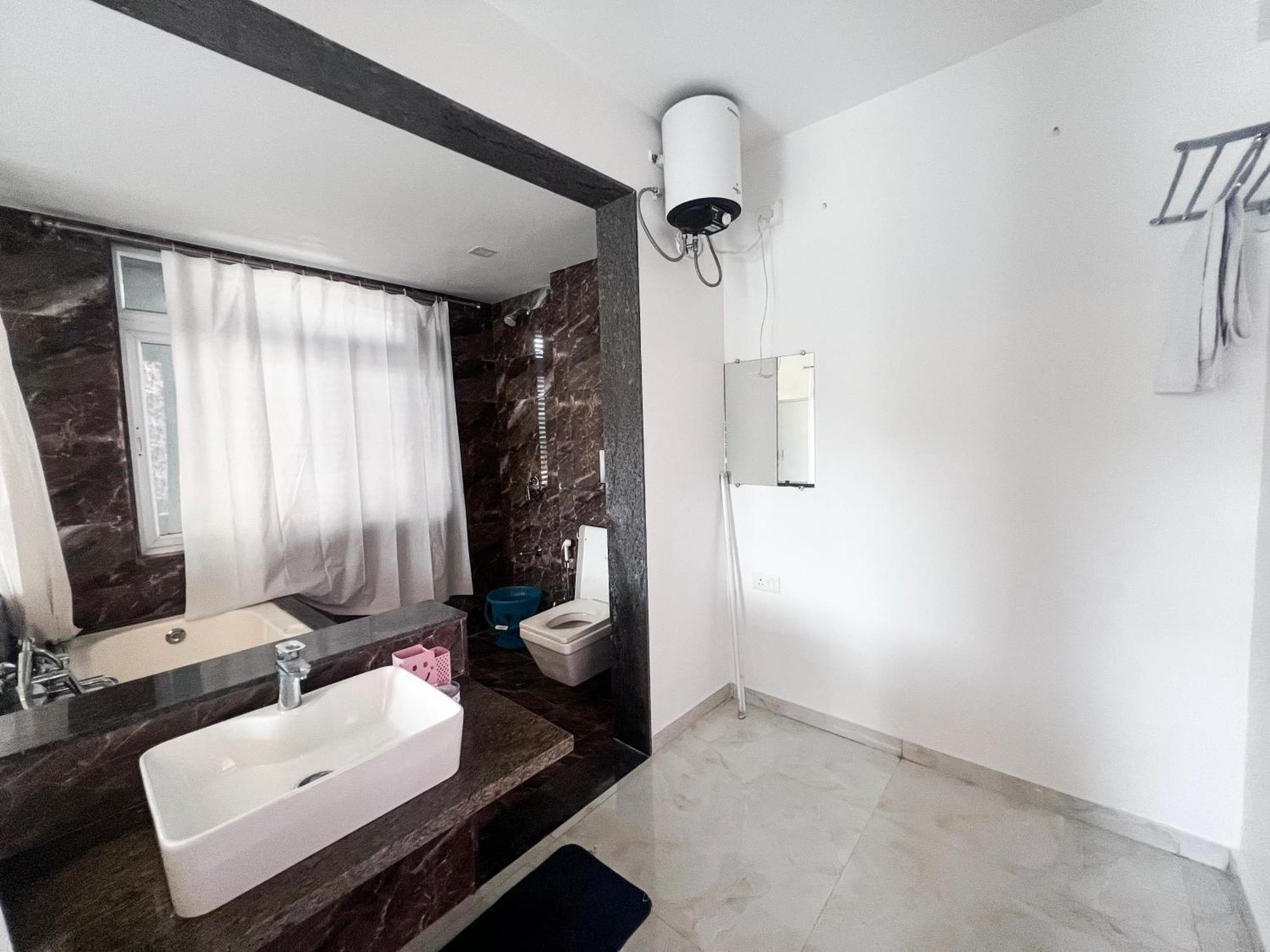 Zest Eco Villa Montana Лонавала Экстерьер фото